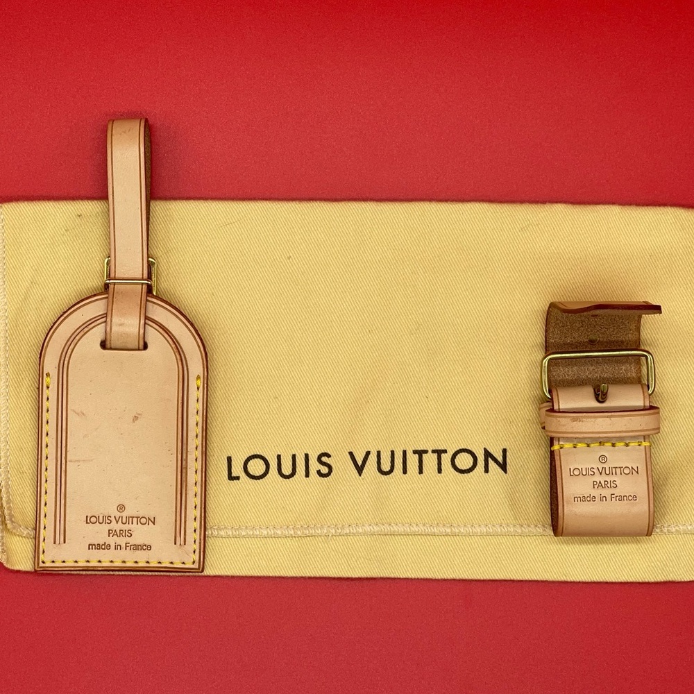 Louis Vuitton Tag & Poignant Set